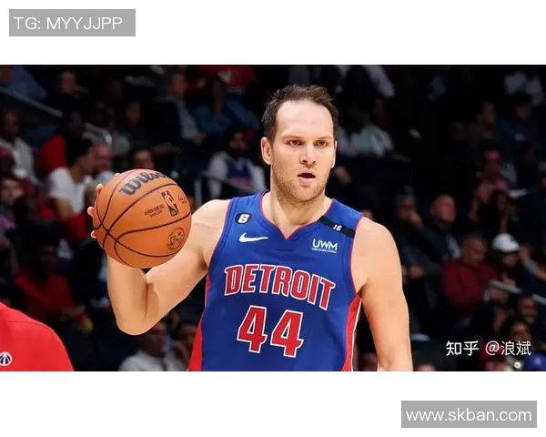 足球明星中谁的篮球水平最高值得关注和讨论的运动交叉点